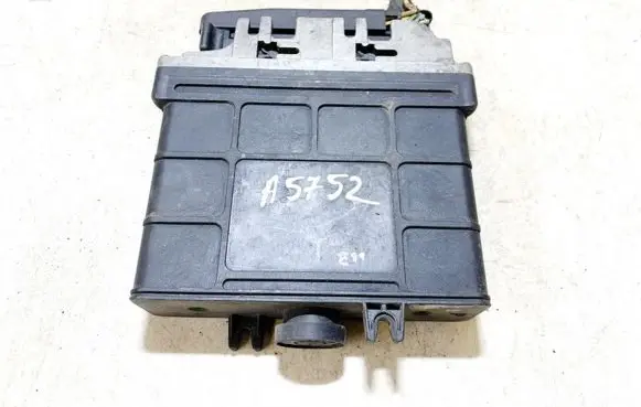 Ford Galaxy Engine control unit/module 099927733c 5DG00765450