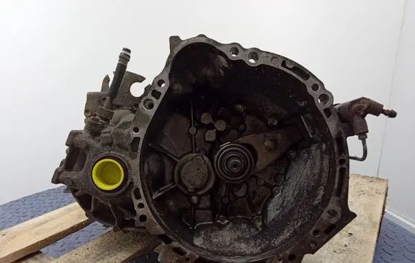 Toyota Corolla E110 Manual 6 speed gearbox 