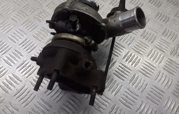 Toyota Avensis T220 Turbo 17201-27010
