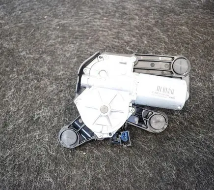 Peugeot 208 Rear window wiper motor 9673251380A
