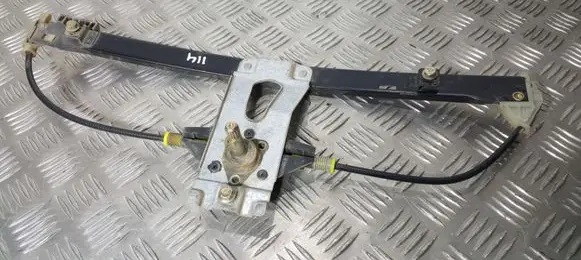 Rear door manual window regulator