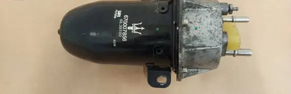 Maserati Ghibli Fuel filter housing 670007856 5539700 B538
