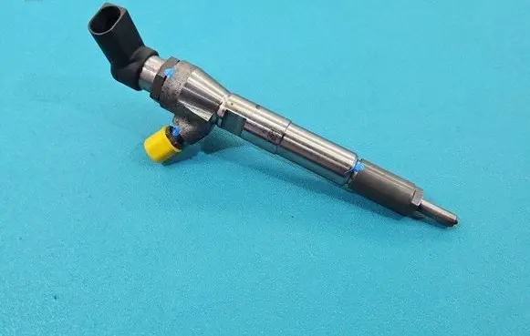 Fuel injector