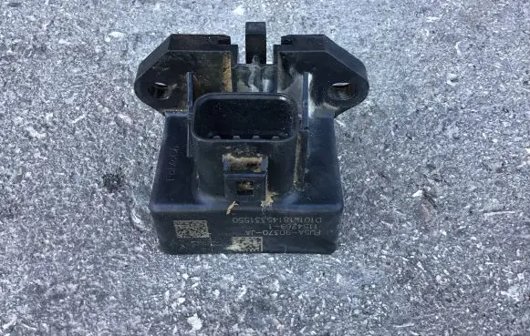 Ford F150 Fuel pump relay FU5A9D370JA