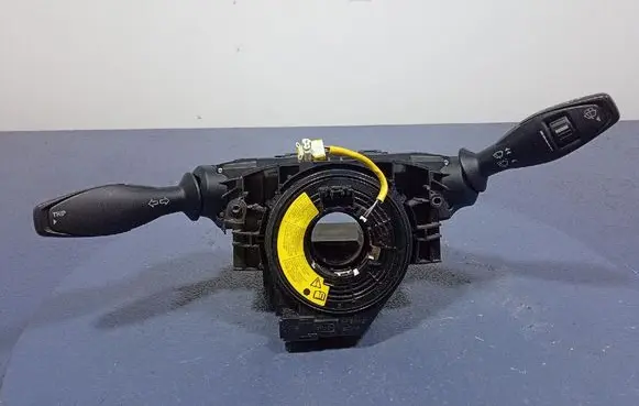 Ford Ecosport Other switches/knobs/shifts AB3914A664AC