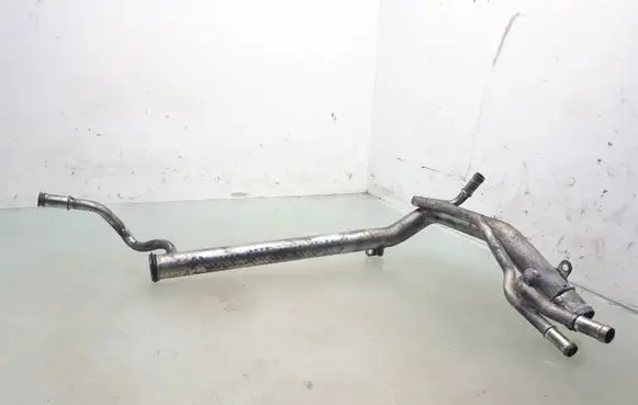 Volvo XC70 Engine coolant pipe/hose