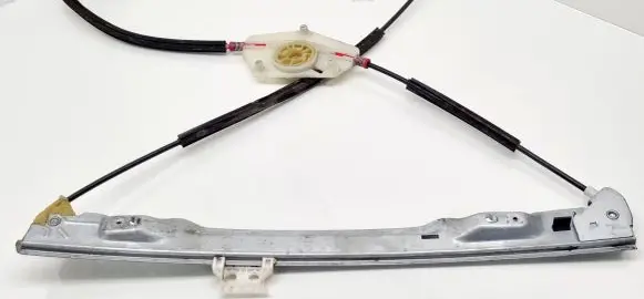 Citroen C4 I Picasso Front window lifting mechanism without motor