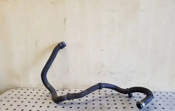 Peugeot 208 Engine coolant pipe/hose