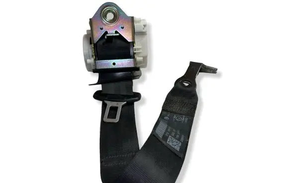 Volkswagen Golf Plus Rear seatbelt 5M0857806