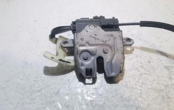 Volvo S60 Tailgate/trunk/boot lock/catch/latch