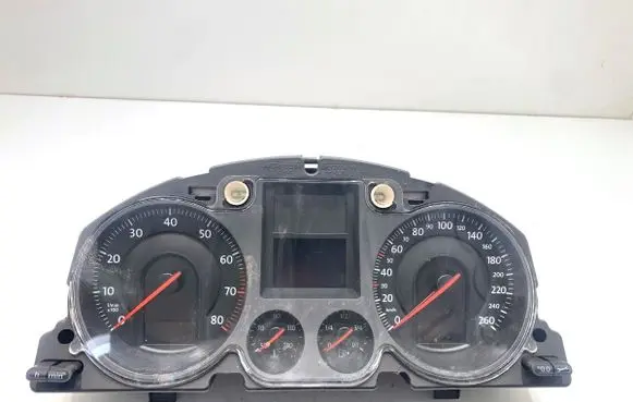 Volkswagen PASSAT B6 Speedometer (instrument cluster) A2C53106067