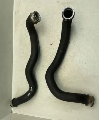 Mercedes-Benz GLK (X204) Engine coolant pipe/hose A2045012982 A2045010782