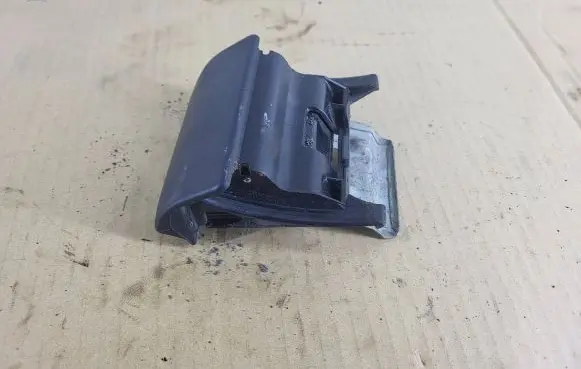 Opel Frontera B Ashtray (front) 
