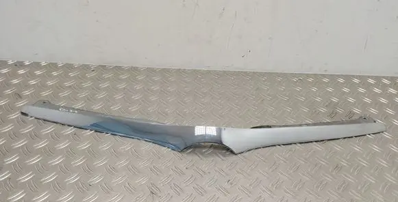 Toyota Corolla Verso E121 Front grill 7577013040