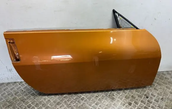 Nissan 350Z Door (2 Door Coupe) 