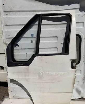 Ford Transit Front door 4703954
