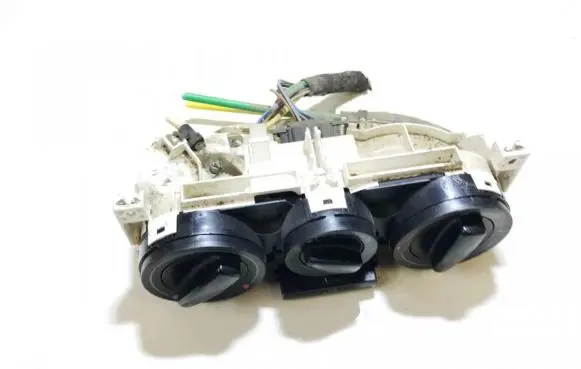 Volkswagen Golf IV Climate control unit 1j0819045f