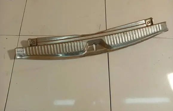 Other trunk/boot trim element