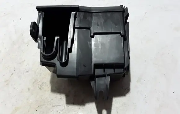 Renault Trafic III (X82) Fuse box set 243121532R