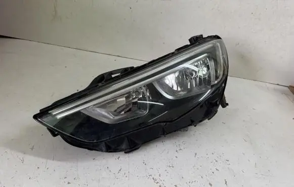 Opel Insignia B Headlight/headlamp