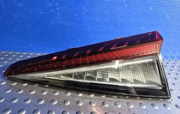 Skoda Enyaq iV Rear/tail lights 5LG945308D