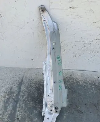 Audi Q7 4L Fender mounting bracket 4L0805157B