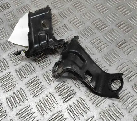 Radiator support slam panel bracket