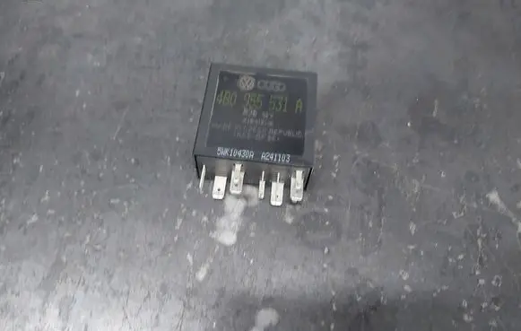 Audi A6 S6 C5 4B Other relay 4B0955531A 377