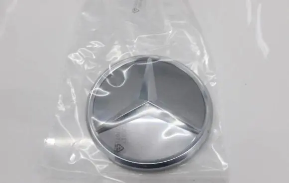Mercedes-Benz E W213 Manufacturers badge/model letters A0998108500