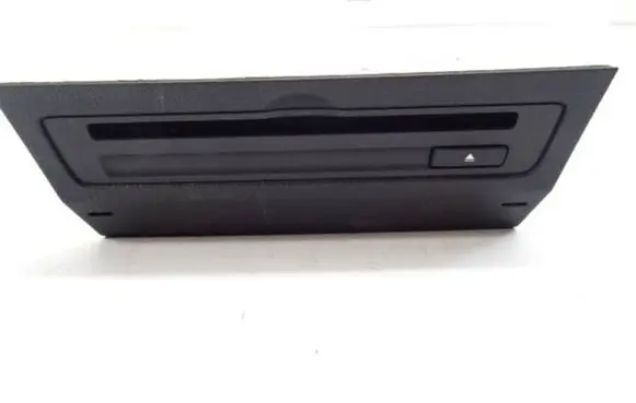 Mazda 2 Radio/CD/DVD/GPS head unit MD495446 904532495446