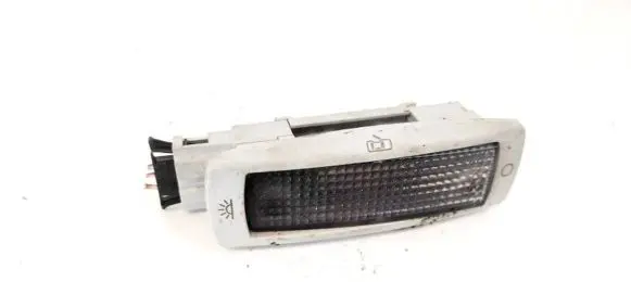 Volkswagen PASSAT B5 Rear seat light 3B0947291