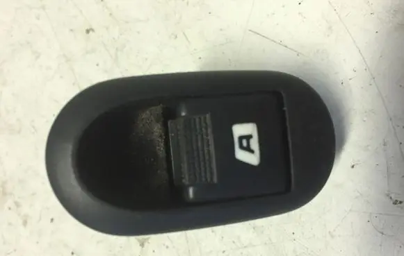 Citroen C3 Electric window control switch 96401469