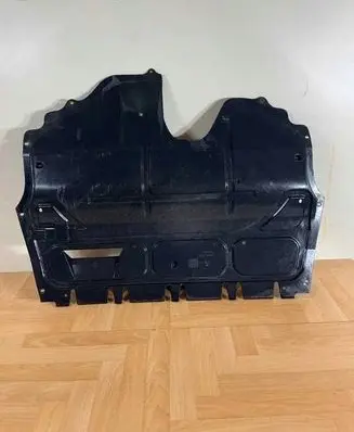 Engine splash shield/under tray