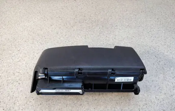 Mercedes-Benz E W212 Glove box A2128100404