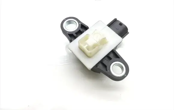 Renault Kadjar Airbag deployment crash/impact sensor 988300158R 05092018