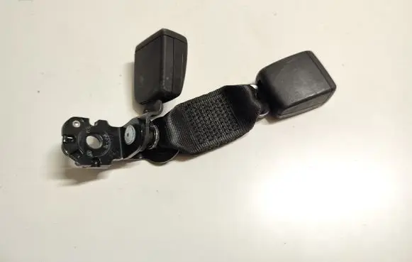 Audi A4 S4 B9 Middle seatbelt buckle (rear) 