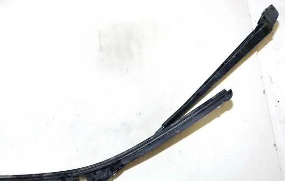 Renault Scenic I Front wiper blade arm 7700843525
