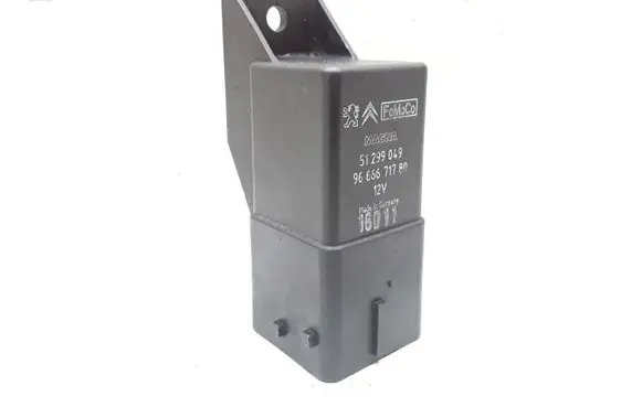 Volvo S60 Glow plug pre-heat relay 51299049 9666671780