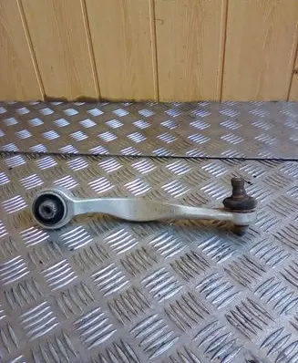 Audi A4 S4 B5 8D Front lower control arm/wishbone