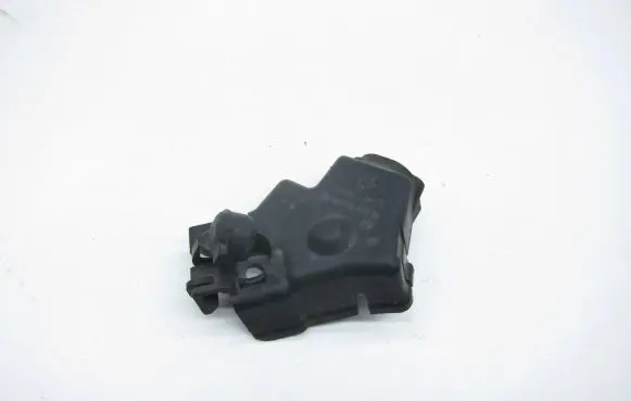 Citroen C4 II Picasso Other engine bay part 9807896180