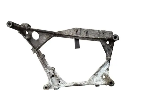 Volkswagen Crafter Engine mounting bracket 04L145173j