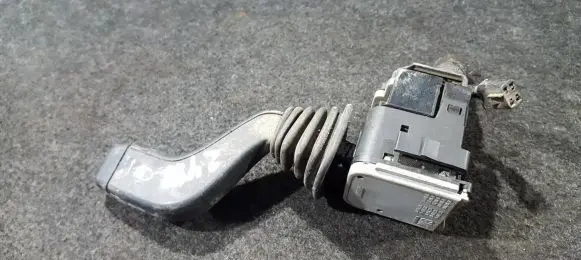 Opel Vectra B Indicator stalk 09181010