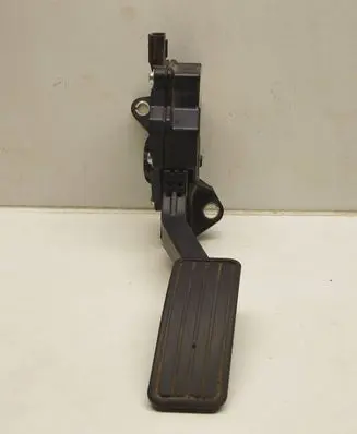 Subaru Legacy Accelerator throttle pedal 36010AG140