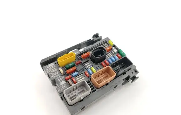 Citroen Berlingo Fuse box set 9675877980