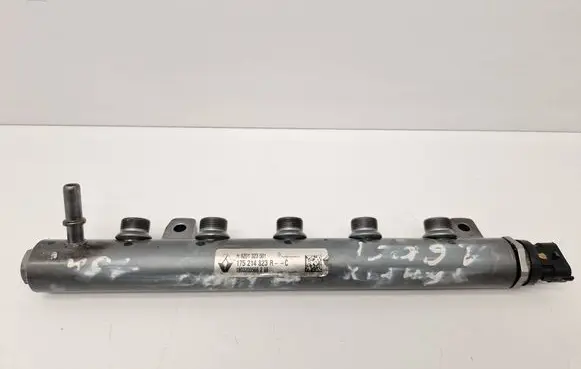 Renault Trafic III (X82) Fuel main line pipe H8201323501 18032005662 175214823R