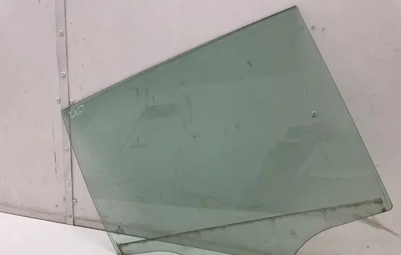 Volkswagen e-Golf Rear door window glass