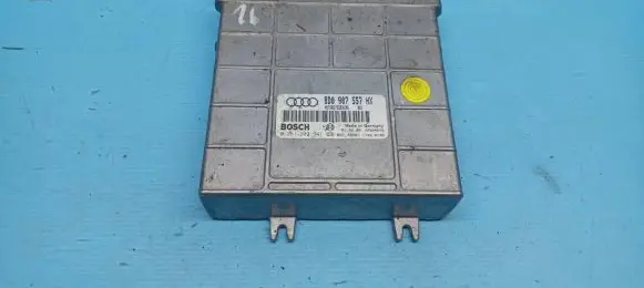 Audi A4 S4 B5 8D Engine control unit/module 8D0907557HX 26SA4679 0261203941