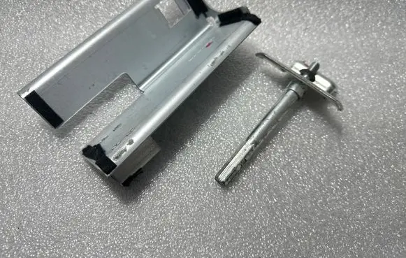Audi Q7 4L Battery bracket 7L0801387A 7L0915138C