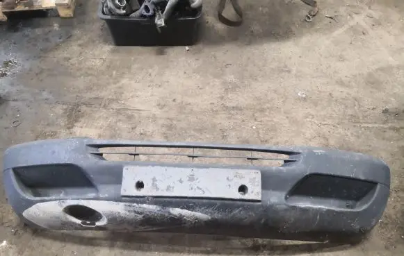 Mercedes-Benz Sprinter W901 W902 W903 W904 Front bumper 9018800670 A9018800670