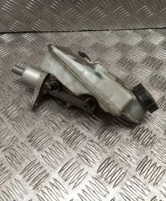 Ford Focus Master brake cylinder 03350891031